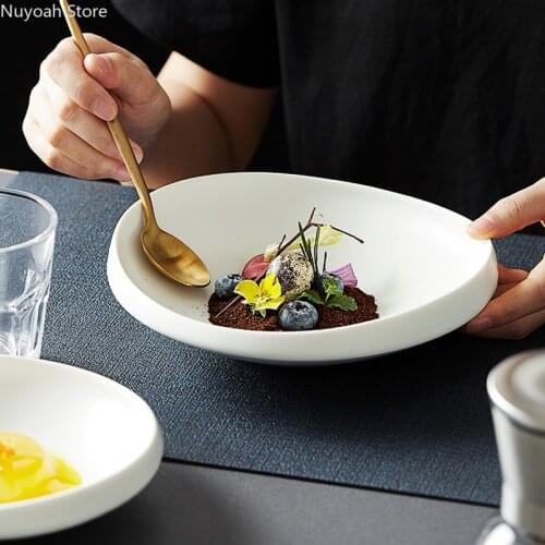 White Ceramic Plate Special-shaped Irregular 6-inch Salad Plate Fashion Restaurant Hotel Tableware Decoration Shooting Props