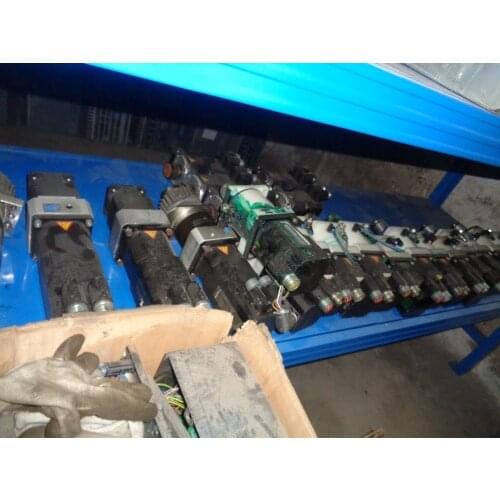 Servo MOTOR 8MSA3S R0-AI02 , Used one , 90% appearance new , 3 months warranty , fastly shipping