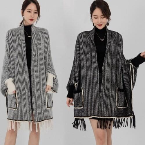ZJZLL Hot Imitation Mink Velvet Stripes Womens Knit Cloak Shawl With Bat Sleeves 2021 Autumn Winter Pocket Tassel Loose Poncho