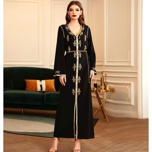 Green Diamond Beading Abaya Dubai Kaftan Pleated Muslim Abayas Women Casual V-neck Robe Femme Caftan Islam Clothes With Belt New