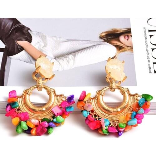 Fashionously exaggerated ZA colored stone earrings, round metal dangling earrings, womens banquet jewelry 2021