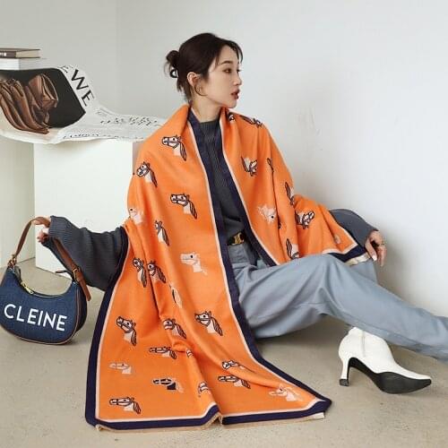 Winter Scarf Women Horse Print Cashmere Warm Pashmina Foulard Lady Luxury Scarves Thick Soft Bufanda Shawls Wraps Female