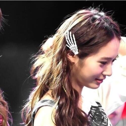 100pcs( 50 pairs)Free Shipping Fashion skeleton claws skull hand hair clip hairpin Zombie Punk Horror hairwear hairpin bobby pin