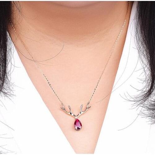Exquisite Red Crystal Elk Antler Pendant Necklace Elegant Charming Womens Wedding Party Jewelry Fashion Christmas Girl Gifts