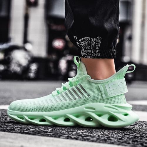 Men Sneakers Casual Man Shoes Breathable Tenis Male Trainers Super Light Krasovki Sapato Masculino Hollow Sole Chaussure Homme