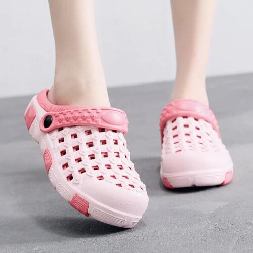 2020 Summer Shoes Woman Ladies Beach Women Flat Sandals Rubber Clogs Female Eva Sandalias Unisex Hole Shoes Hospital Shoe Sandle