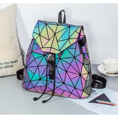 2021 New fashion lady bag cool young girl shoulder geometric luminous school backpack