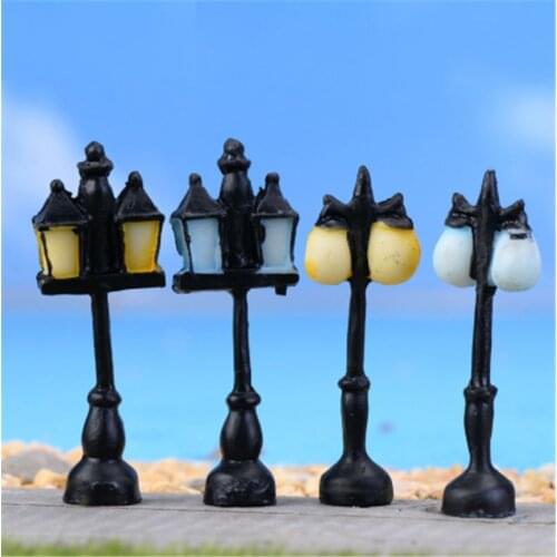 1PCS Dollhouse Miniature Christmas Park Street Lamp Doll Streetlight Decor Toy Home Decor Wedding Favors Party Supplies