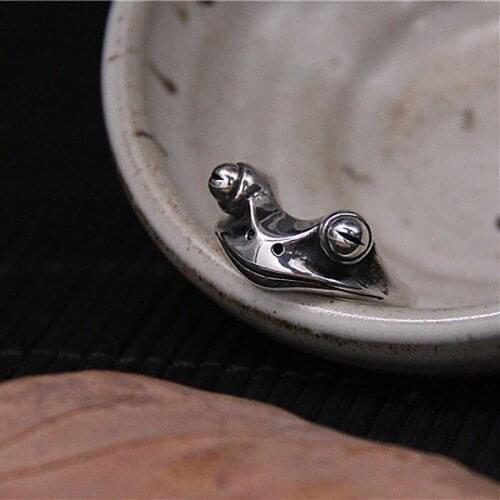 New Bohemian frog with elegant design and artistic retro style without inlaid opening ring friend Gift Silver Jewelry