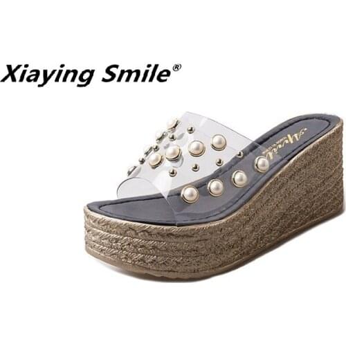Xiaying Smile Fashionable wild wear sponge cake thick bottom waterproof platform pearl transparent sexy wedge slippers