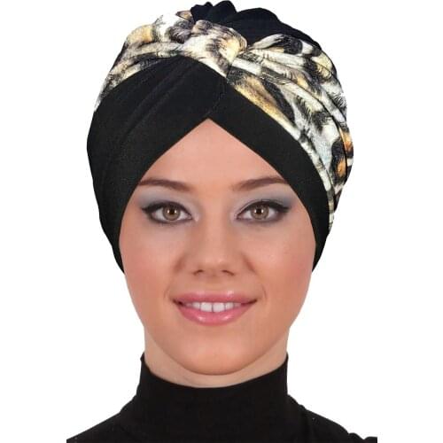 CROSS LEOPARD PATTERNED FITTED BONNET