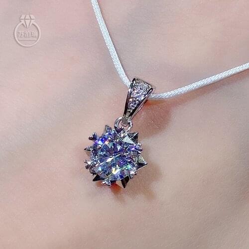Real Moissanite Pendant necklace 0.5CT 1CT 2CT fashion snowflake style Lab Diamond Pendant Silver 925 for Women
