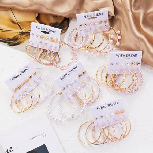 ZOVOLI Vintage Big Pearl Hoop Earrings Set For Women Fashion Gold Geometric Heart Circle Hoop Earrings Travel Wedding Jewelry