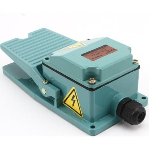 1 PCS AC 250V 15A 1NO 1NC Momentary Treadle Pedal Foot Switch w Cable Gland TFS-402 Green