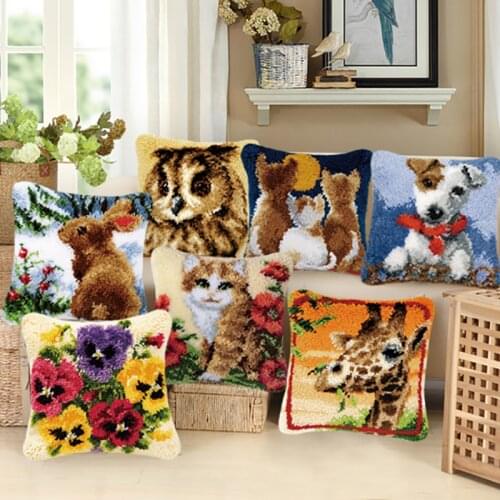 Cartoon Animal Series DIY Coarse Wool Embroidered Pillow Handcraft Cross Stitch Crochet Stitch Carpet Unfinished Pillow Material