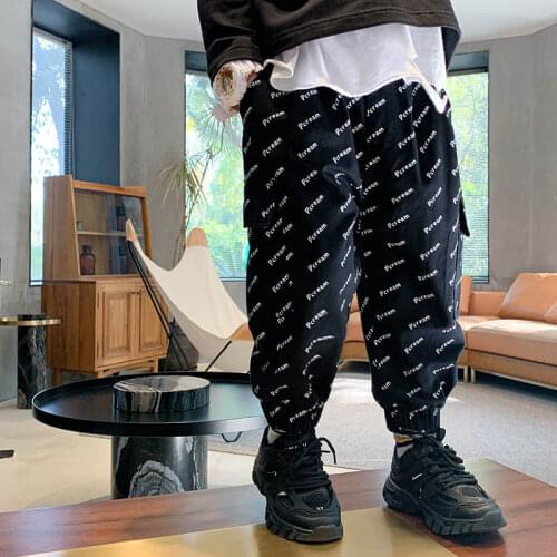 Childrens wear 2021 spring and autumn new childrens Korean casual loose sports pants boys' fashionable pants