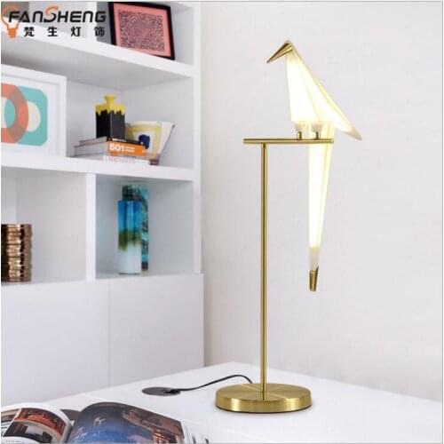 Nordic creative personality simple living room bird lamp American rural bedroom bedside lamp led