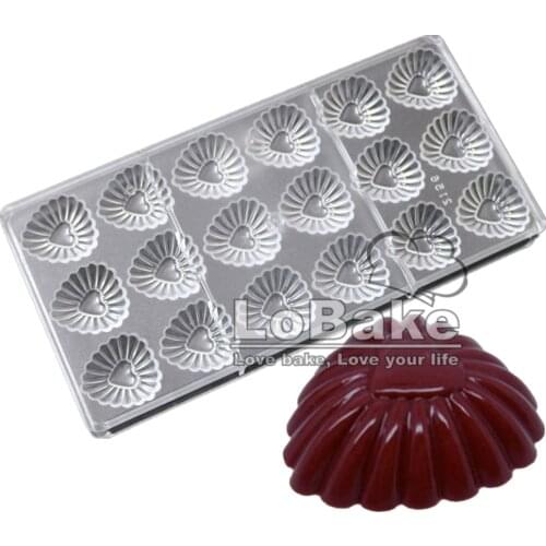 Latest 18 cavities Fluted trigon sun flower shape PC Polycarbonate plastic sugarcraft mold for chocolate bake supplies