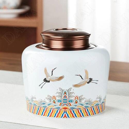European Ceramics Storage Jar Hand Painted Animal Decor Coffee Table Tea Caddy Kitchen Seal Cereal Dispenser Home Decoration