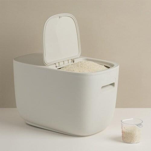 Plastic Rice Grain Storage Box Container Kitchen Tools Home Moisture-proof Noodles Containers Seal Storing Flour Pet Food Boxes