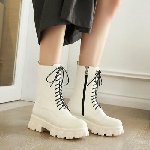 Fashion Round Toe Platform Shoes Women Square Heel Riding Boots Ladies Cross Tied Short Boots Autumn Winter Lace Up Shoes