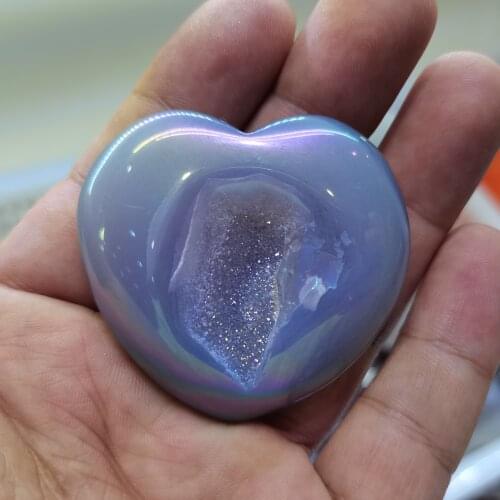 Naural Electroplated Aura Agate Heart Carved Crystal Geode Quartz Figurine Healing Crystals Gift Natural Stones and Minerals