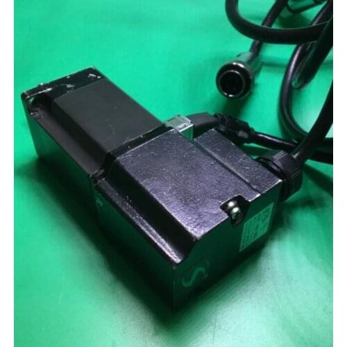 HC-MFS13E2DW6-S7 servo motor , used in good condition . 80% appearance new , good working , free shipping