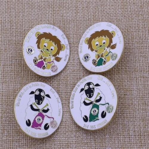 Supply Round Shape Silver Metal Soft Enamel Badge