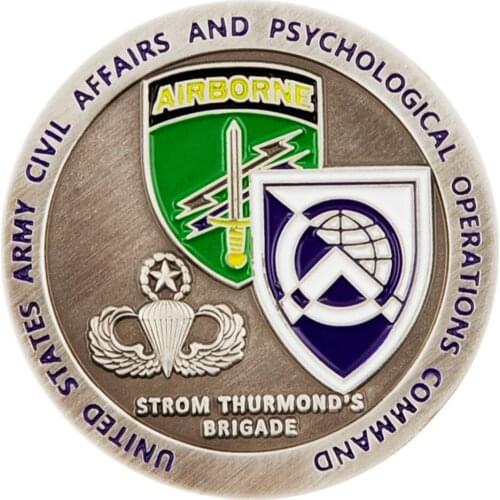 US AIRBORNE ARMY CIVIL AFFAIRS PSYCHOLOGICAL OPERATIONS CHALLENGE EAGLE BADGE COIN