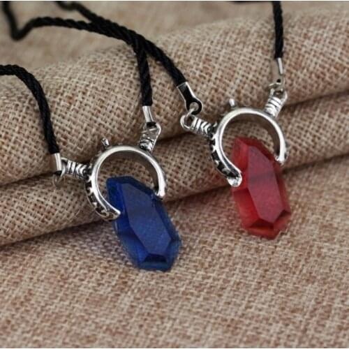 Trendy DMC Devil MayCry 5 Dante Pendant Necklace Red Blue GEM Cosplay Necklaces Long rope chain vintage Gifts for Women men