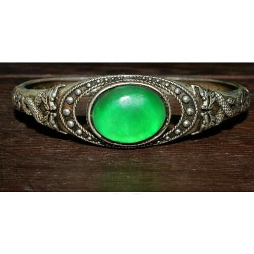Chinese Old Craft Made Green Jade Inlaid Old Tibetan Silver Bracelet