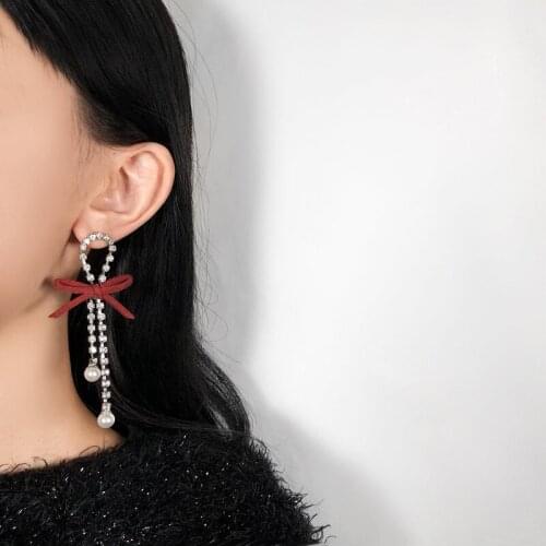 TIMEONLY Temperament Bling Bling Rhinestones Long Tassel Earrings for Woemn Mujer Plush Bowknot Pearl Drop Earrings Oorbellen