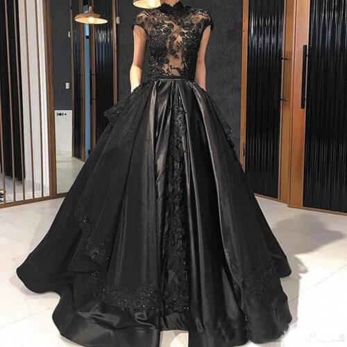 SuperKimJo Black Ball Gown Prom Dresses 2021 Vintage Lace Applique High Neck Cap Sleeve Prom Gown Vestido De Longo