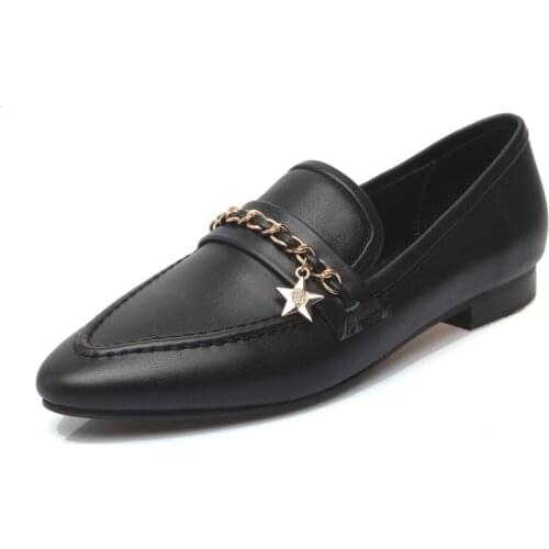 Women Loafers Comfortable Genuine Leather Material Fashion Design Exquisite Metal Chain Decoration Pointed Toe Flat Shoes