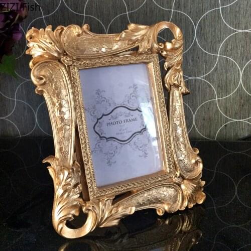 6 Inch Resin Photo Frame Classical Floral Texture Family Portrait Nightstand Desktop Golden Picture Frames Vintage Home Decor