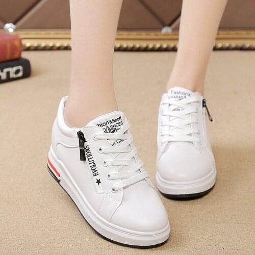 Womens vulcanized shoes casual fashion 2021 new comfortable and breathable flat shoes, womens thick-soled sports shoes B1816