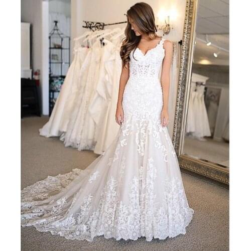 Vestido De Noiva 2020 Wedding Dress Simple Vintage Lace Mermaid Wedding Gown V-neck Button Back Bridal Dress