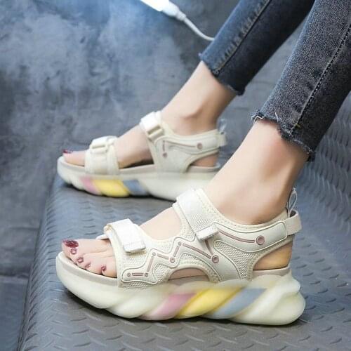 Womens Shoes Summer New Style Fashion All-match Non-slip Beach Sandals Women Outdoor Water Shoes Female Sports Shoes