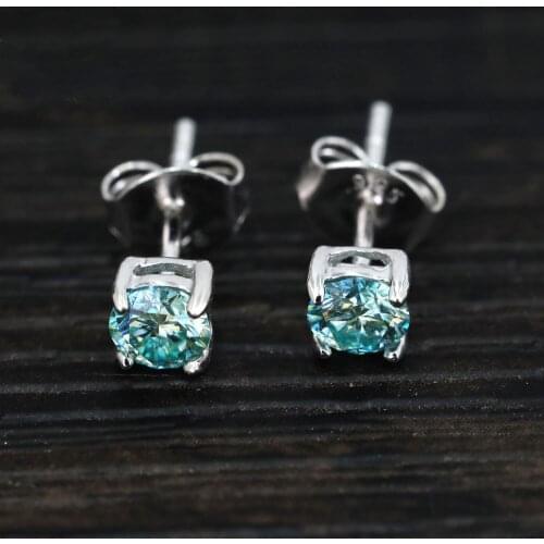 UMQ 925 Silver Pass Diamond Test Excellent Cut 0.3-1 ct Blue Moissanite Stud Earrings Women Party Sapphire Earrings Jewelry