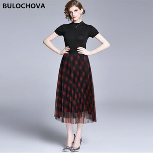 Womens Plaid Skirt Suits Black Knitted Tops + Mesh Half Skirt 2 Pieces Sets 2020 Summer Designer Womens Clothes Suit Femme