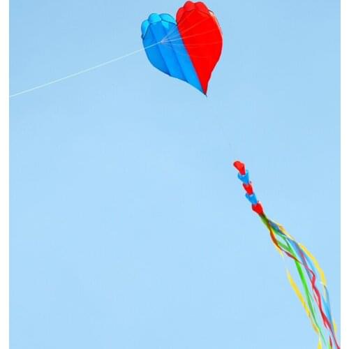 Outdoor Sports Family Party Lovers Honeymoon Toys High Quality Two-Color Love Soft Kite Nylon Ripstop Long Trailing Kite