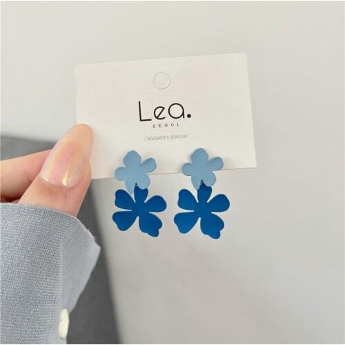 Blue Flowers Earrings Temperament Is Contracted Fashionable Joker Elegant And Retro Geometric Stud Earrings Girl Gift 2021