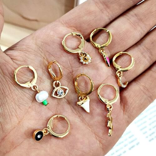 Flatfoosie 2020 New Small Gold Hoop Earrings Women Mini Crystal Moon Cartilage Earrings Fashion Pendientes Jewelry Gift