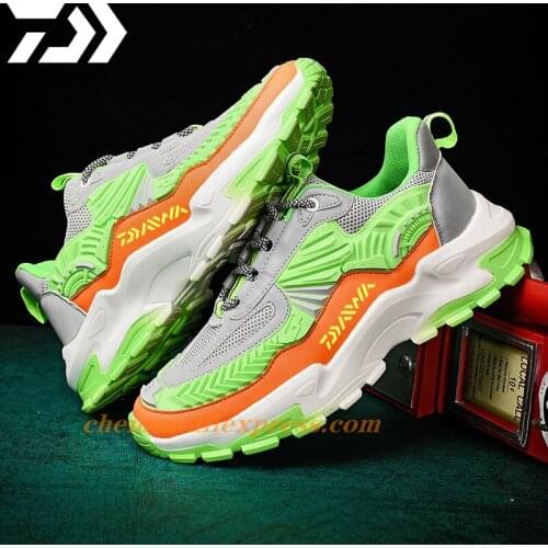 Daiwa Fishing Shoes Trends Outdoor Sports Shoes Running Non-slip Sneakers 2022 Male Outdoor Athletic Walking Shoes Men Sneakers
