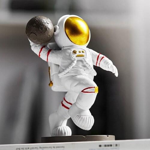 Resin Astronaut Ornament Home Decor Figurines Living Room Home Office Desk Decoration Accessories Flat Back Resin Miniature