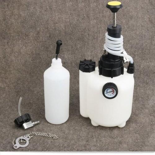 Car brake oil changer replacement pump manual brake oil through vacuum brake oil replacement oil pot pumping unit brake repair