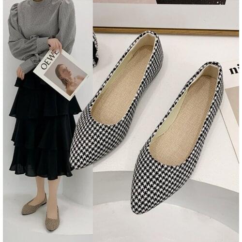 Womens Pointy flats New soft bottom 2021 Plaid knit woman shoes big size casual shoes foor women spring summer fall A075