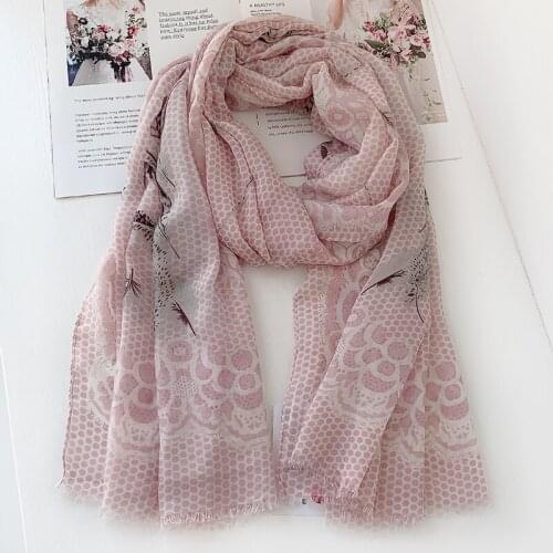 2020 New Feather Print Fringe Scarves Shawls Long Beach Soft Viscose Dot Wrap Scarf Hijab Free Shipping