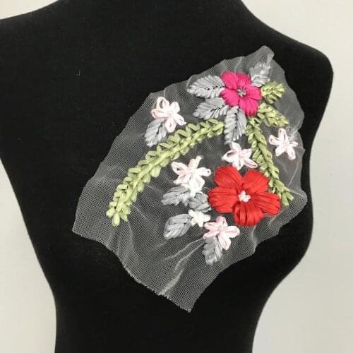 1 Pcs Organza 3D Ribbons Embroidery Flower Motif Sewing Applique Embellishments For Crafts / Para Vestuario / De Roupa 4.72