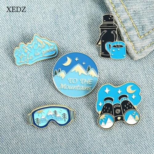 XEDZ Outdoor travel woolen enamel brooch blue water bottle mountaineering telescope lapel badge jewelry gift